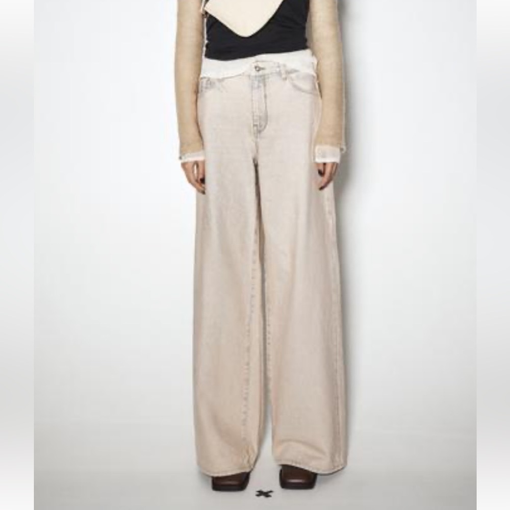 Zara Light Wash Flare Jeans